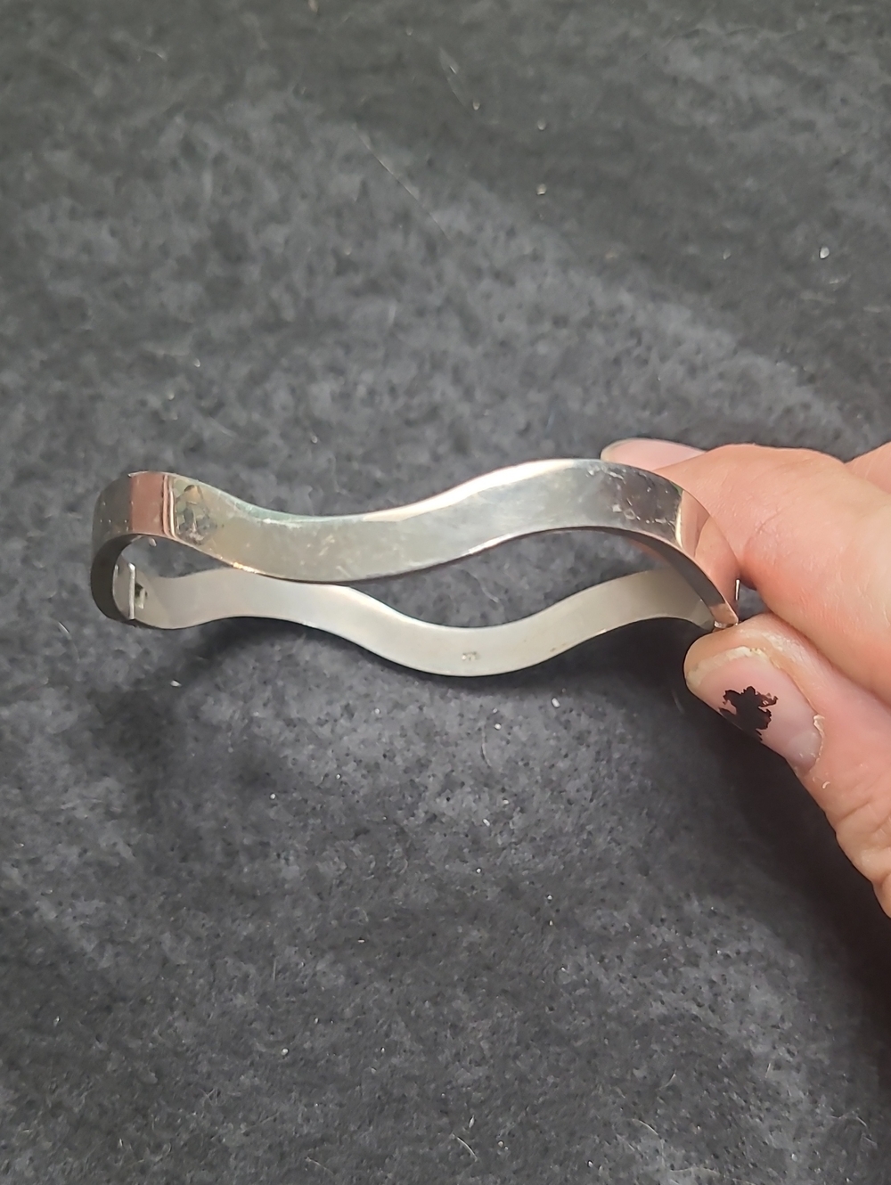 Sterling Silver Wavy Hinged Bracelet